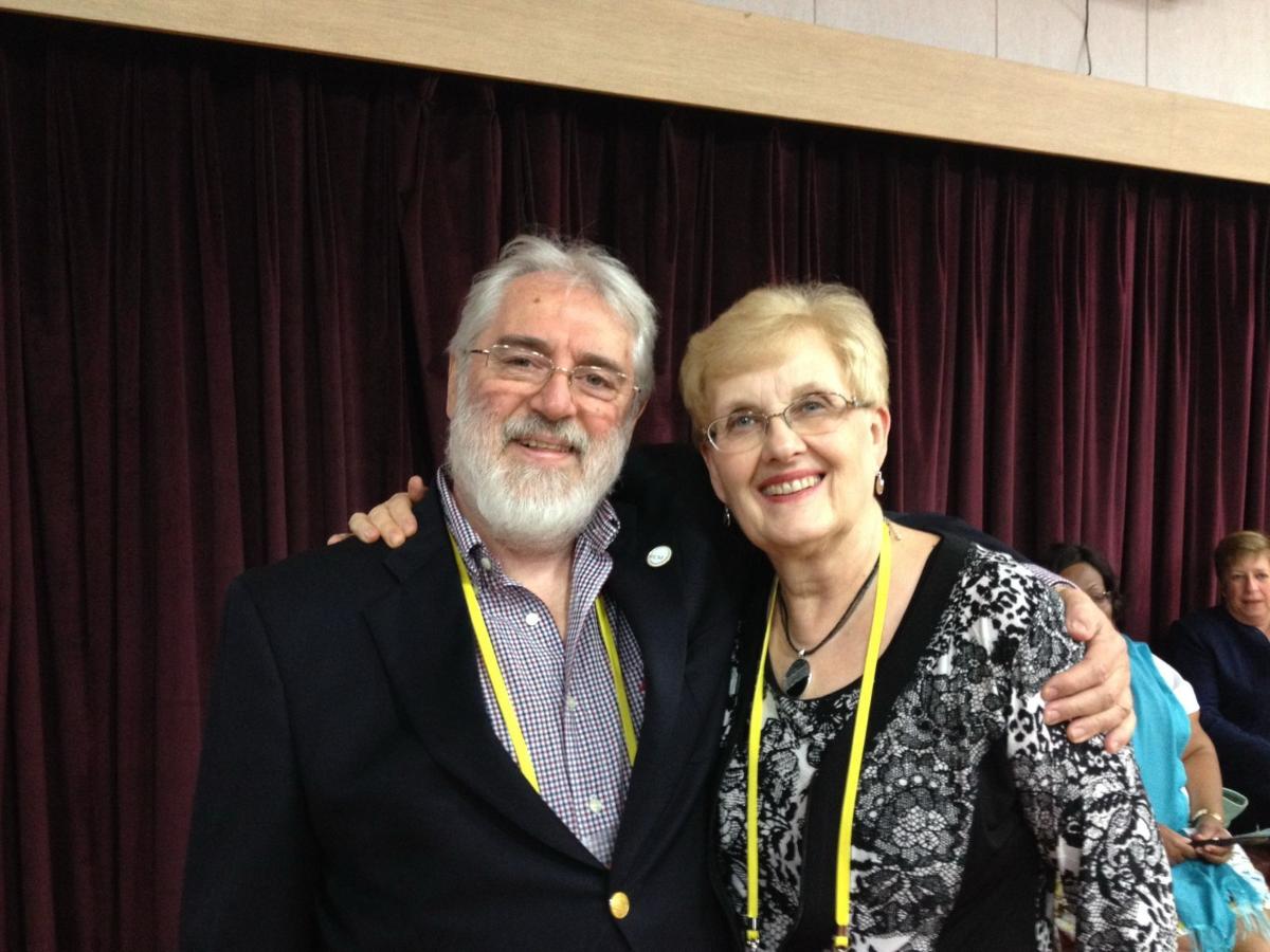 Con Diana Leland